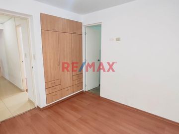 Vive En La Mejor Zona De Santa Anita, Depa En Primer Piso