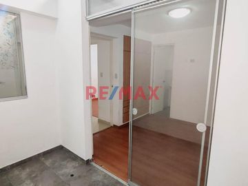 Vive En La Mejor Zona De Santa Anita, Depa En Primer Piso