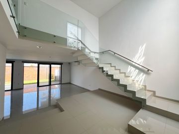 Casa en Venta en Fraccionamiento en Punta Tiburón