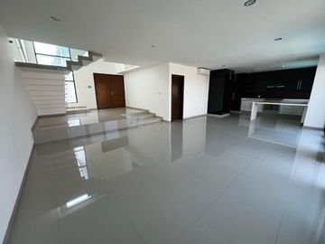 Casa en Venta en Fraccionamiento en Punta Tiburón