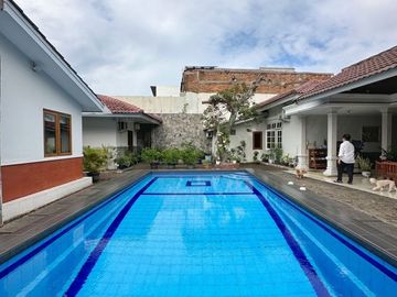 RUMAH at Jl BANGKA, KEMANG, JAKSEL