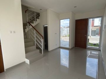 DIJUAL RUMAH CLUSTER BARU 2 LANTAI SYARIAH MURAH DI PERUMAHAN PINANG PAMULANG JUAL DEKAT UNPAM