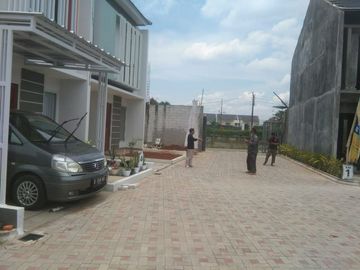 DIJUAL RUMAH CLUSTER BARU 2 LANTAI SYARIAH MURAH DI PERUMAHAN PINANG PAMULANG JUAL DEKAT UNPAM