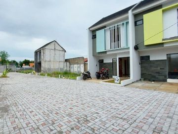 DIJUAL RUMAH CLUSTER BARU 2 LANTAI SYARIAH MURAH DI PERUMAHAN PINANG PAMULANG JUAL DEKAT UNPAM