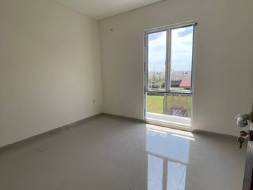 DIJUAL RUMAH CLUSTER BARU 2 LANTAI SYARIAH MURAH DI PERUMAHAN PINANG PAMULANG JUAL DEKAT UNPAM