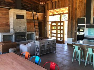 Z O N A S U R . C L Venta Casa Habitación con 2 cabañas anexas.
