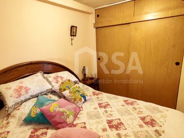 LINDA CASA DE 5 DORMITORIOS EN PASAJE TRANQUILO Y SEGURO, COMUNA DE SAN JOAQUÍN