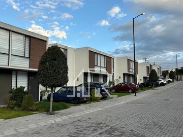 ¡EXCELENTE OPORTUNIDAD!  Casa $71.000 Pomasqui dentro de Conjunto Privado