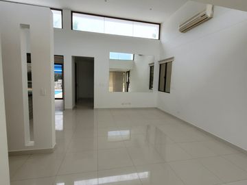 CASA EN VENTA CONDOMINIO BARCELONA DE INDIAS ZONA NORTE