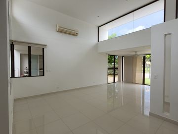 CASA EN VENTA CONDOMINIO BARCELONA DE INDIAS ZONA NORTE