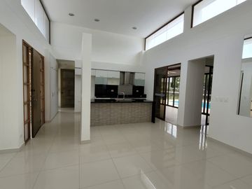 CASA EN VENTA CONDOMINIO BARCELONA DE INDIAS ZONA NORTE