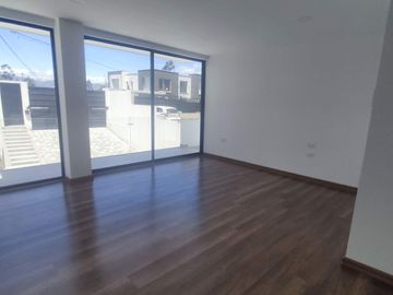 Sector Rancho San Francisco Cumbayá Tanda Casas Venta Sin Adosar.