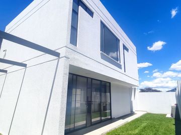 Sector Rancho San Francisco Cumbayá Tanda Casas Venta Sin Adosar.