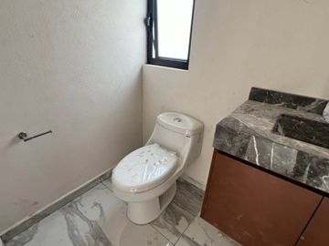 Casa en Venta en Lomas de Chapultepec con 280m2 de terreno
