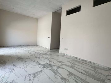 Casa en Venta en Lomas de Chapultepec con 280m2 de terreno