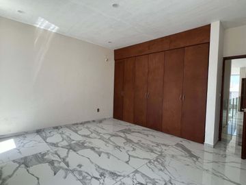 Casa en Venta en Lomas de Chapultepec con 280m2 de terreno