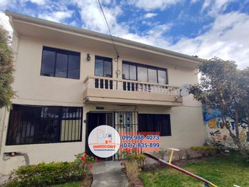 Amplia casa  de venta con áreas verdes, Sector Huayna Cápac C1259