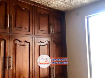 Amplia casa  de venta con áreas verdes, Sector Huayna Cápac C1259