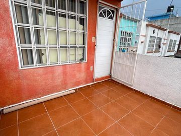 Casa en Venta en Los Héroes Tecamac