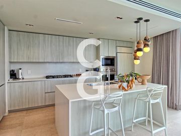 Departamento en Venta en Cancun en SLS Harbour Beach en Puerto Cancun 3 Rec