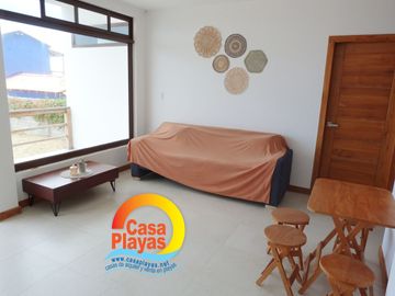 Casa Nueva Frente Al Mar de Venta en Playas, Sector El Pelado, Zona Privada