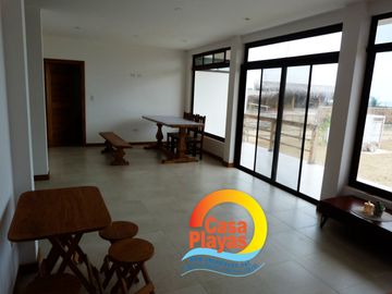Casa Nueva Frente Al Mar de Venta en Playas, Sector El Pelado, Zona Privada