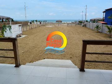 Casa Nueva Frente Al Mar de Venta en Playas, Sector El Pelado, Zona Privada