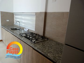 Casa Nueva Frente Al Mar de Venta en Playas, Sector El Pelado, Zona Privada