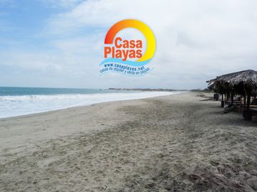 Casa Nueva Frente Al Mar de Venta en Playas, Sector El Pelado, Zona Privada