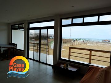 Casa Nueva Frente Al Mar de Venta en Playas, Sector El Pelado, Zona Privada