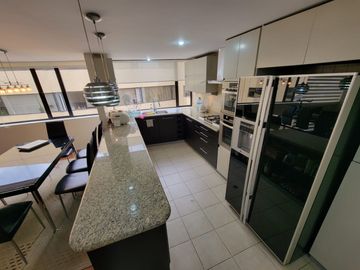 Departamento de Venta en el sector de la Carolina, 182 Metros, Juan Pablo sanz