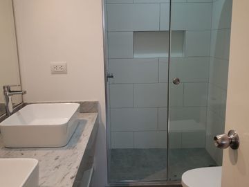 ALQUILER DE DEPARTAMENTO EN CABALLEROS FRENTE AL MAR Y CON PISCINA POR TEMPORADA o POR MES