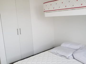 ALQUILER DE DEPARTAMENTO EN CABALLEROS FRENTE AL MAR Y CON PISCINA POR TEMPORADA o POR MES