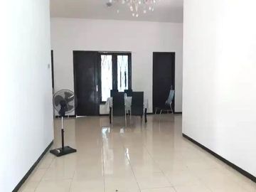 Rumah Siap Huni Terawat Palm Spring Regency Jambangan Surabaya dekat Ketintang Ketintang
