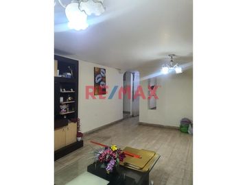 VENDO AMPLIO LOCAL COMERCIAL + LINDA CASA DE 3 PISOS EN AV TUPAC AMARU 264M2 ID 1055834