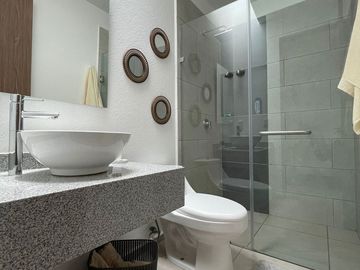 CASA EN VENTA TOLUCA CERCA DEL PARQUE TOLUCA 2000 Y DEL AEROPUERTO INTERNACIONAL