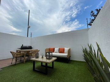 CASA EN VENTA TOLUCA CERCA DEL PARQUE TOLUCA 2000 Y DEL AEROPUERTO INTERNACIONAL