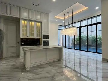 Dijual Rumah Baru di Pondok Indah kencana 3 Lantai Ada lift