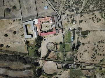 # Casco de Hacienda con Terreno en 420 Has en El Estado de Hidalgo.