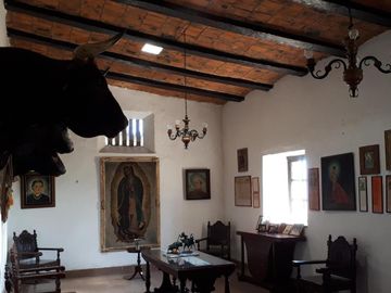 # Casco de Hacienda con Terreno en 420 Has en El Estado de Hidalgo.
