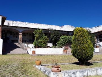 # Casco de Hacienda con Terreno en 420 Has en El Estado de Hidalgo.