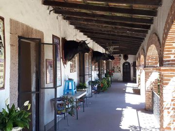 # Casco de Hacienda con Terreno en 420 Has en El Estado de Hidalgo.