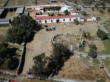 # Casco de Hacienda con Terreno en 420 Has en El Estado de Hidalgo.