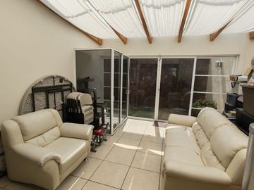 CASA Y TERRENO EN VENTA EN CASA DEL PEDREGAL, METEPEC, ESTADO DE MEXICO
