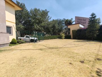 CASA Y TERRENO EN VENTA EN CASA DEL PEDREGAL, METEPEC, ESTADO DE MEXICO