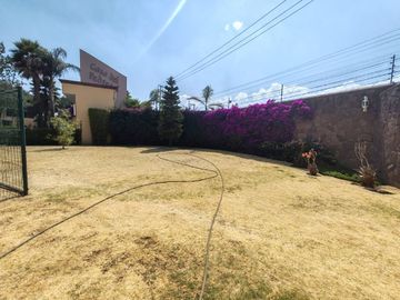 CASA Y TERRENO EN VENTA EN CASA DEL PEDREGAL, METEPEC, ESTADO DE MEXICO