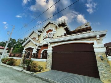 House at The Parkplace Village Imus
