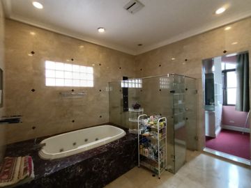 House at The Parkplace Village Imus