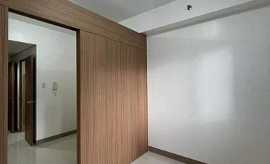 15% discount 16,400 per month only Affordable Rent to Own Condominium in Makati City nr Makati Medical City,Ayala