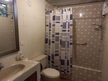 VENTA DE CASA EN SURCO CON HERMOSA VISTA AL PARQUE